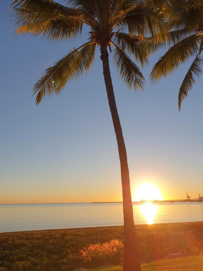 Bord des eaux Le Strand Townsville Extérieur photo